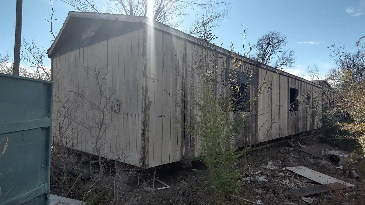 Original reclaimed mobile-home or chassis reference
